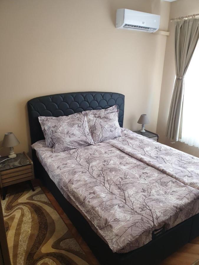 Apartment The Room Burgas City Exteriér fotografie