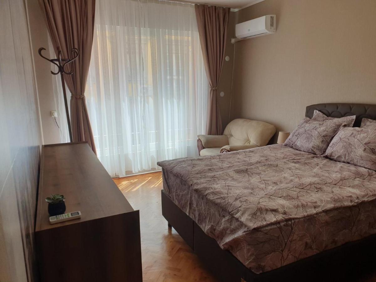 Apartment The Room Burgas City Exteriér fotografie